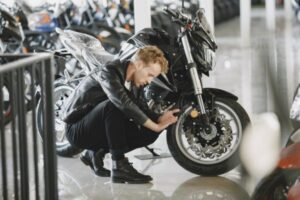 Contrôle technique de moto