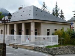 Carte grise à la Sous-Préfecture de Briançon (05)