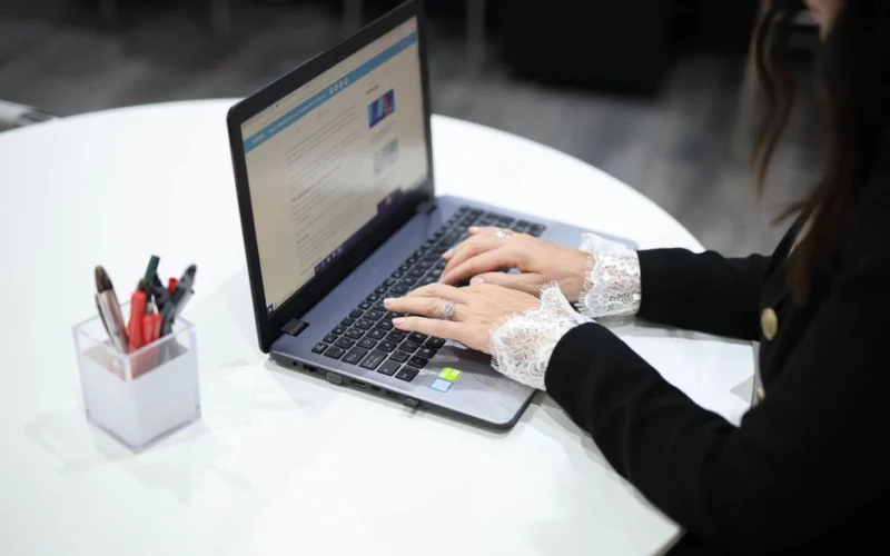 Démarche carte grise en ligne 2026 - demande d'immatriculation depuis un ordinateur